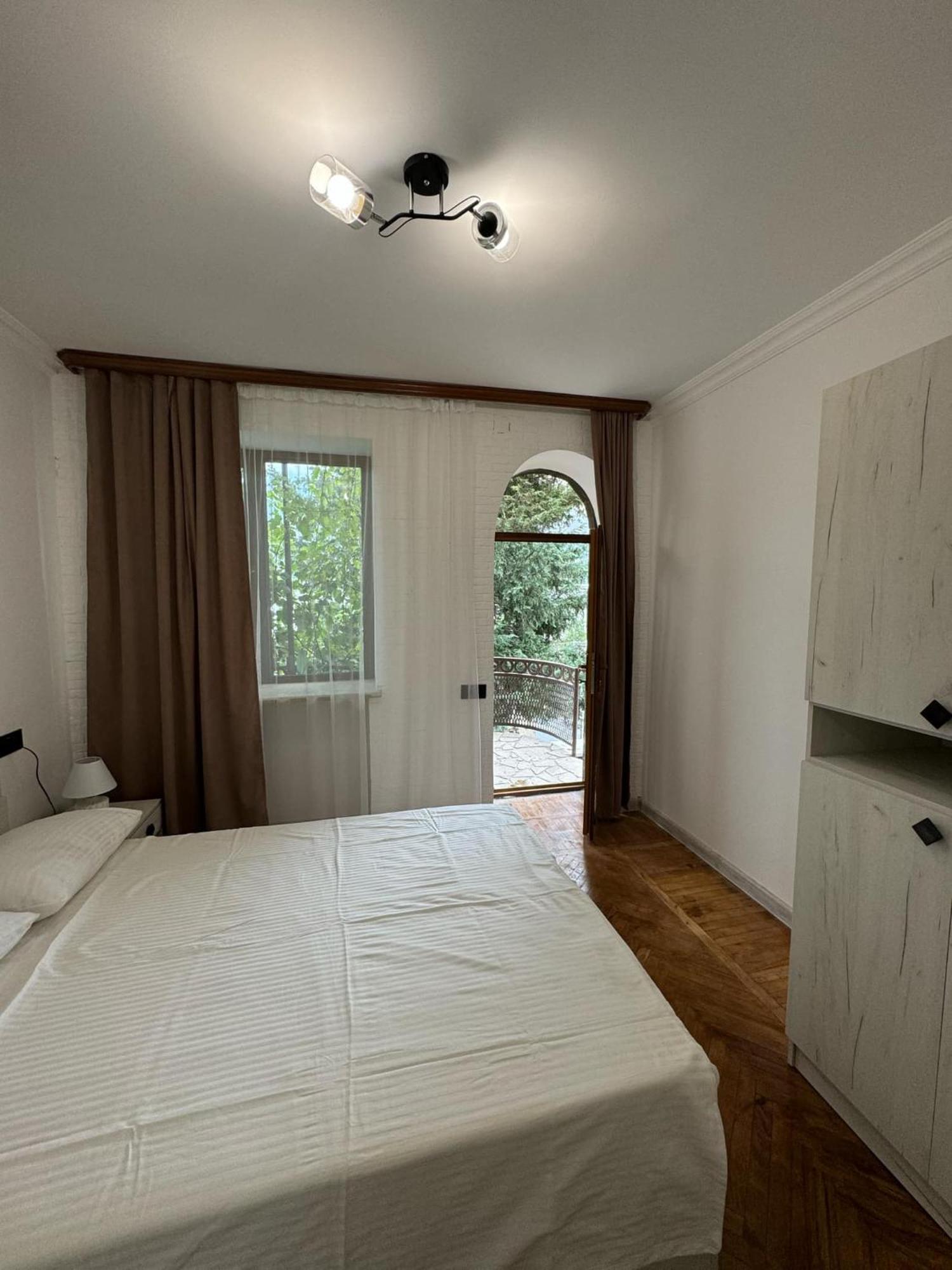 Elegaya Guest House Ijevan Exterior foto